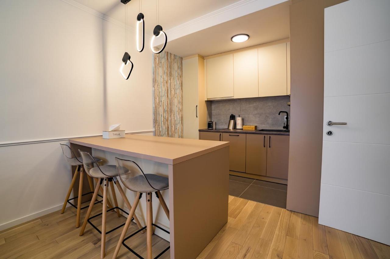 Apartman Epilux Tuzla Buitenkant foto