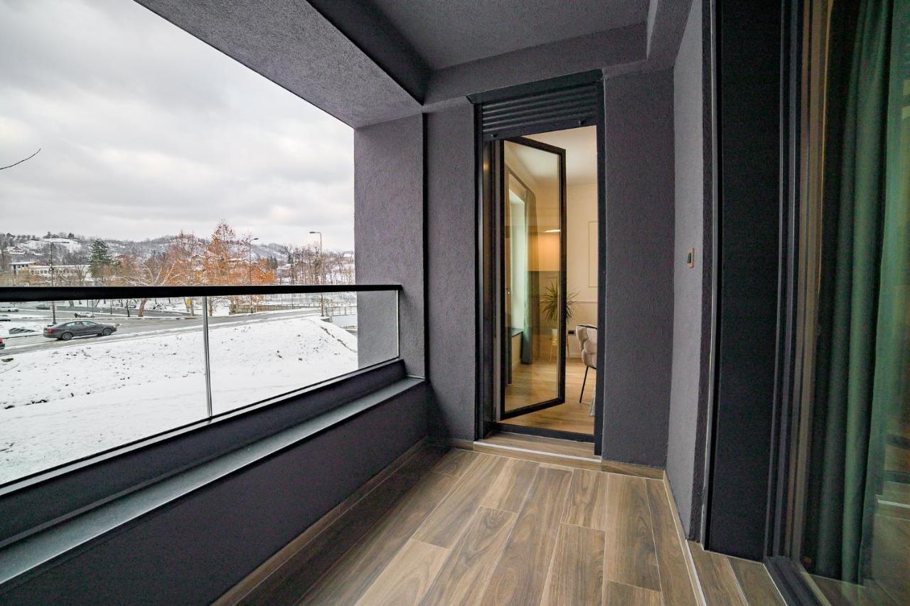 Apartman Epilux Tuzla Buitenkant foto