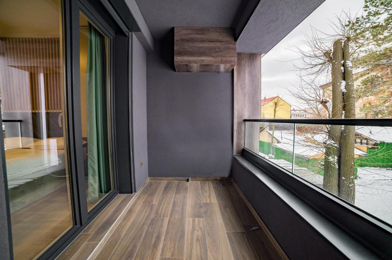 Apartman Epilux Tuzla Buitenkant foto